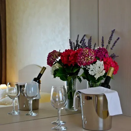 Edda Bed & Breakfast 3*