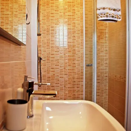 Edda Bed & Breakfast 3*